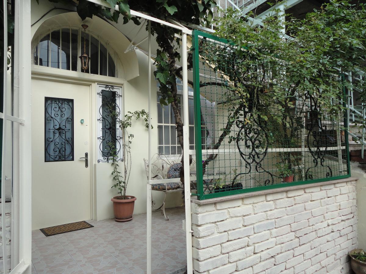 Art House Petunia Apartment Tbilisi Luaran gambar
