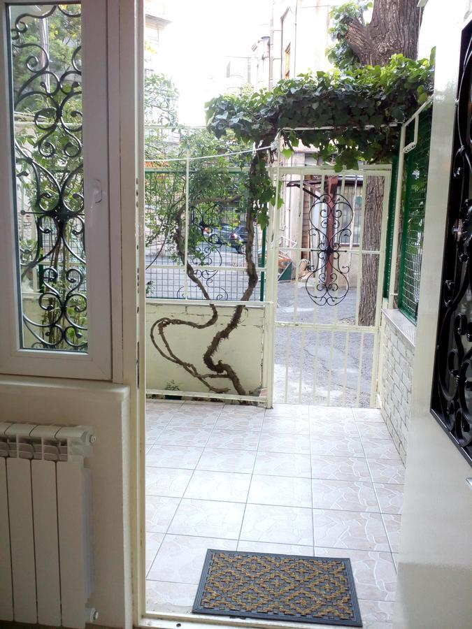 Art House Petunia Apartment Tbilisi Luaran gambar