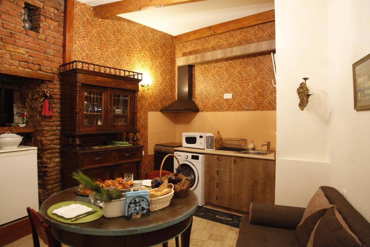 Art House Petunia Apartment Tbilisi Luaran gambar