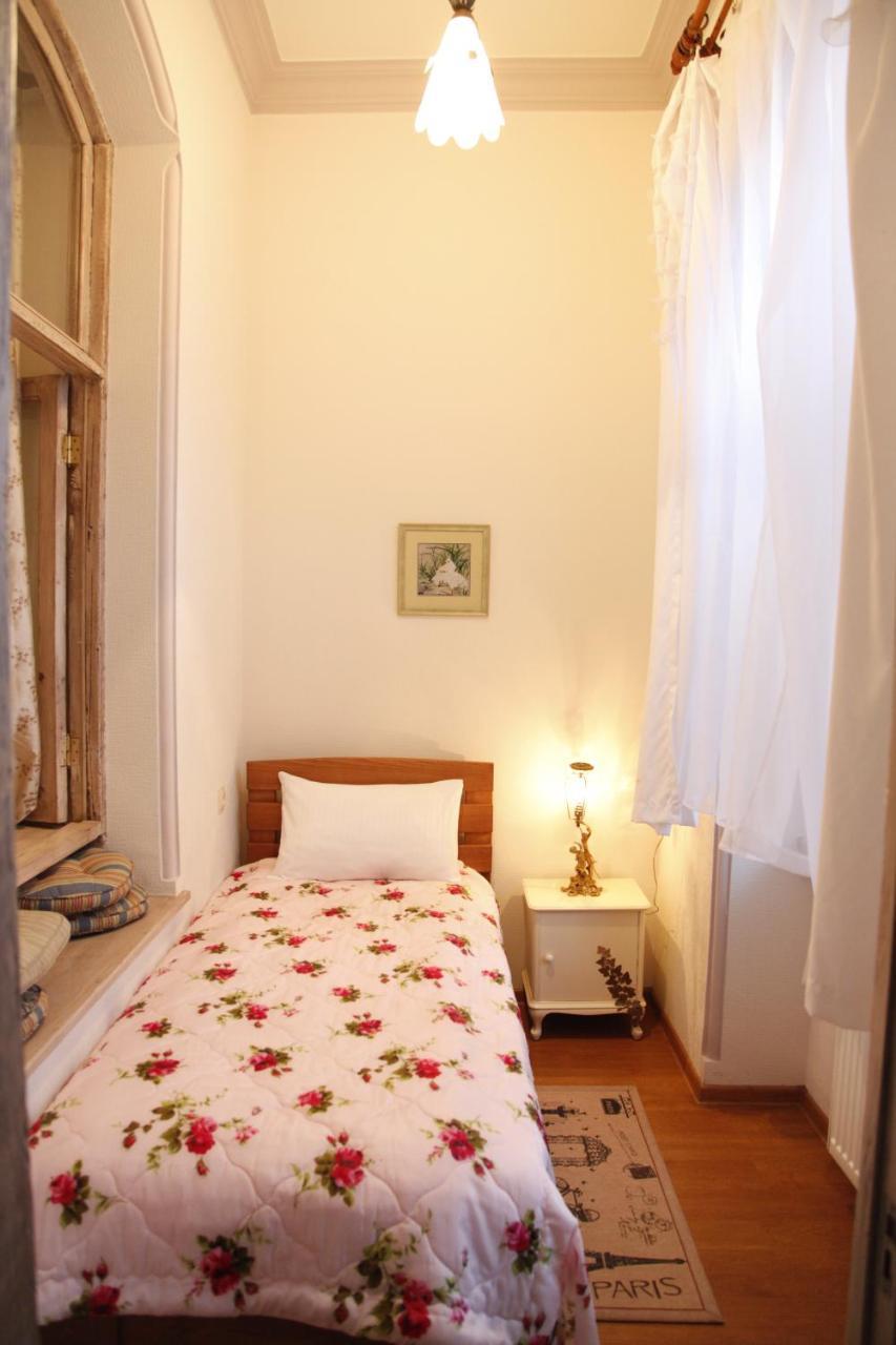 Art House Petunia Apartment Tbilisi Luaran gambar